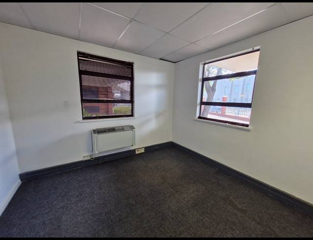 211M² OFFICE TO LET IN BARDENE